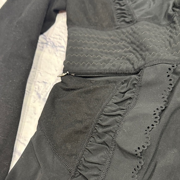 Zella Women's Black Fitted Jacket - Picture 5 of 10